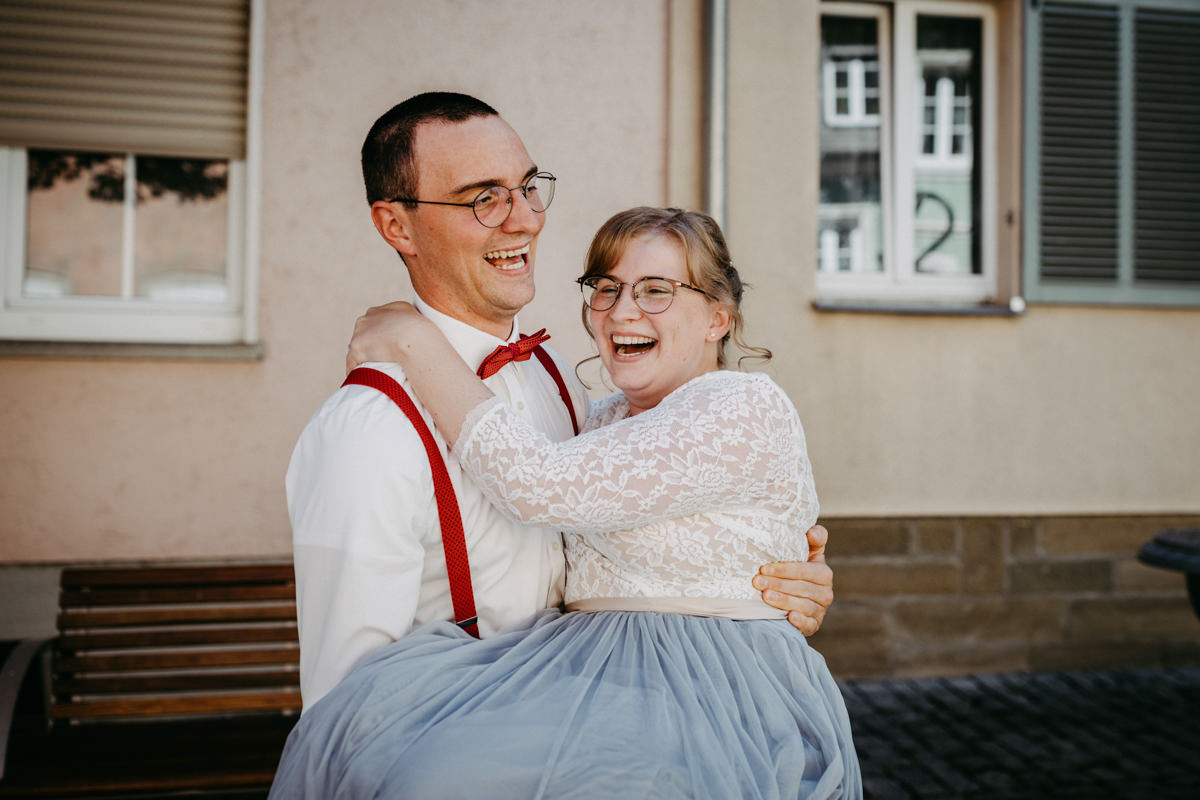 Sommerliche Vintage Hochzeit, Schweinfurt, Werneck, Hochzeitsfotograf in eurer Nähe, Emotionale Hochzeitsreportage, Hochzeitsfotos Unterfanken, maizucker